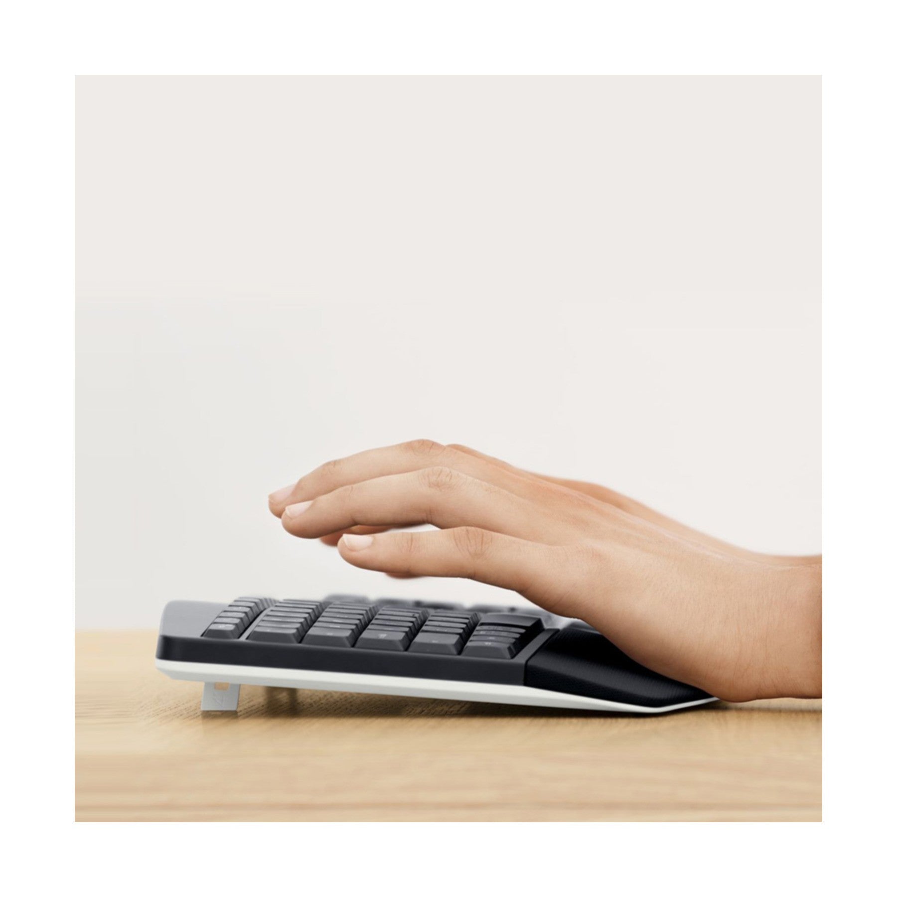 Keyboard & Mouse Logitech Wireless Combo MK850 black (DE) (920-008221)